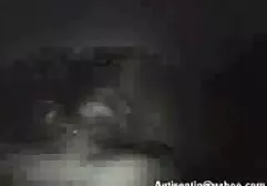 Jogadores de futebol vídeo de duas mulheres se chupando de pele escura escondem dois fãs grávidas
