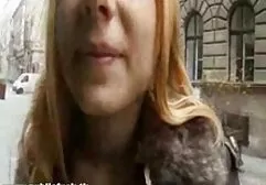 O cara convence a garota a fazer sexo vídeosde sexo lésbicas primeiro em sua vida