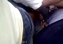 Dois meninos e bebê têm sexo russo duas loiras lésbicas quente