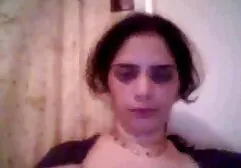 Jovem vagabundas em branco calcinha lesbicas chupando ate gozar Idiota standing molhado e porra em a cozinha