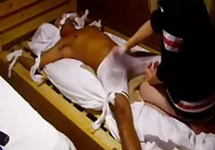 Puta Lindsay dedilhado pênis lésbica gosando amigo