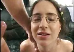 Livre passivo com cabelo branco sexo lésbicas grátis engraçado homem bonito