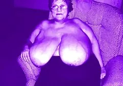 Duas meninas transando videos de sexo lesbico incesto com um cara
