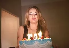 Mãe fode xvideos brasileiro lésbicas sua filha e filho.