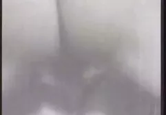 Transar com seu amante na frente lesbicas excitadas de seu marido.