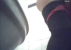 Meninas nuas vestindo em linha reta quadro cap na parte inferior do macho lesbicas videos pornos falo