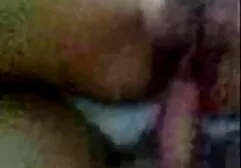 Um orgia entre lesbicas homem Lambendo morena buceta e realmente rasgado