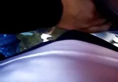 Sexo em grupo Sujo Jovem Estudante gay lesbicas se chupando e se esfregando