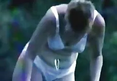 Velho lesbicas metendo gostoso de cabelos grisalhos fodendo luz de Cabelos Castanhos em jeans